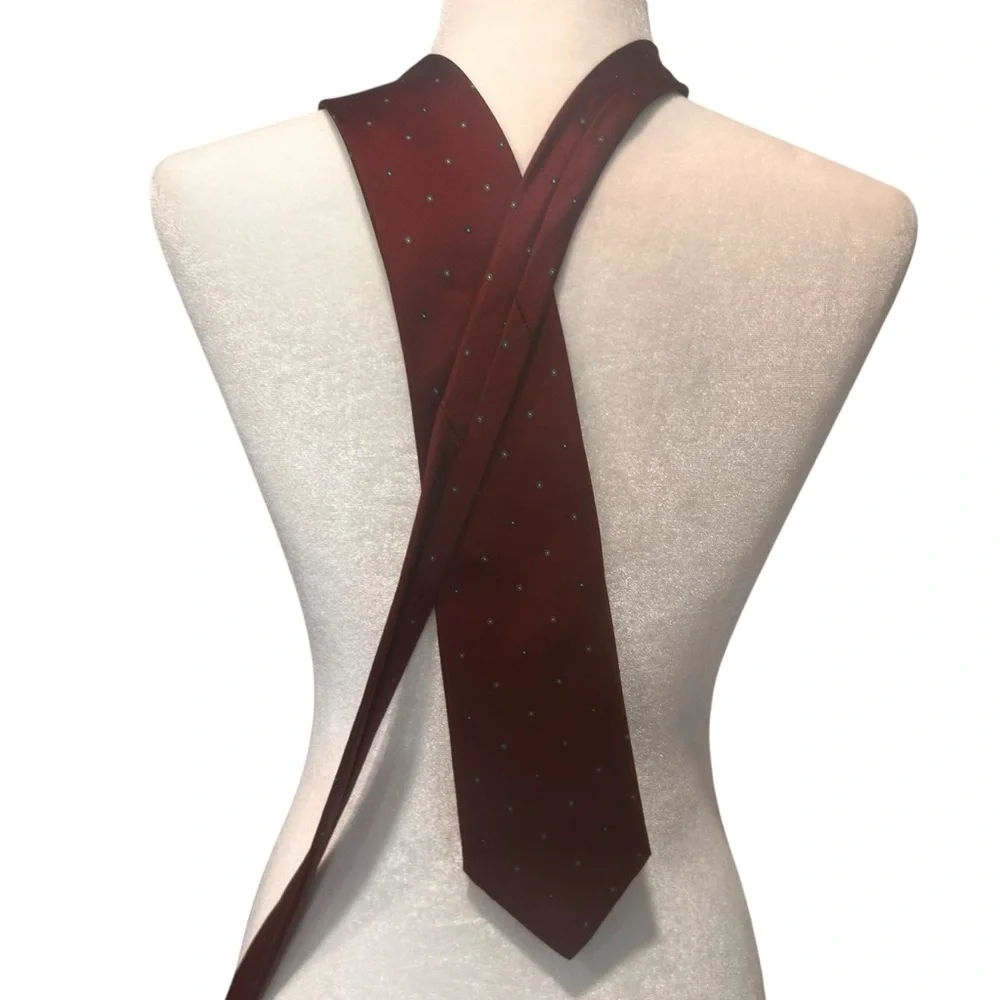 LANVIN 100% Silk Italy Burgundy w dots mens neck tie casual business work 64inch